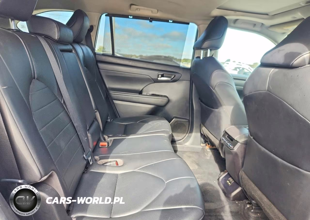 2020 Toyota Highlander Xle VIN:5TDHZRBH1LS050505 - 11