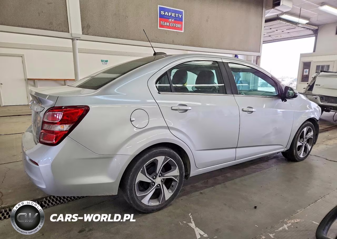 2017 Chevrolet Sonic Premier VIN:1G1JF5SB6H4125807 - 3
