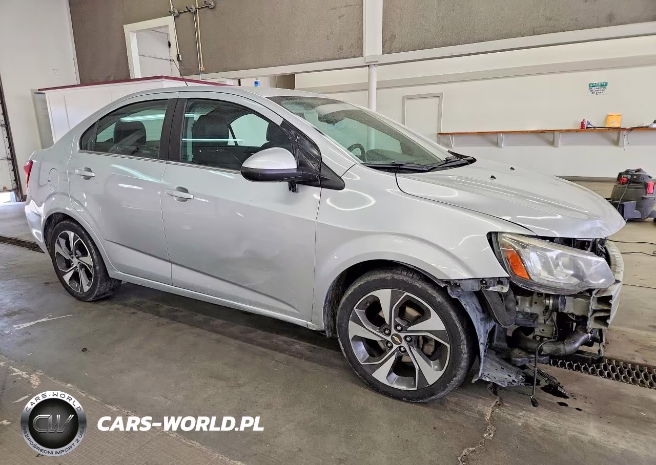 2017 Chevrolet Sonic Premier VIN:1G1JF5SB6H4125807 - 4