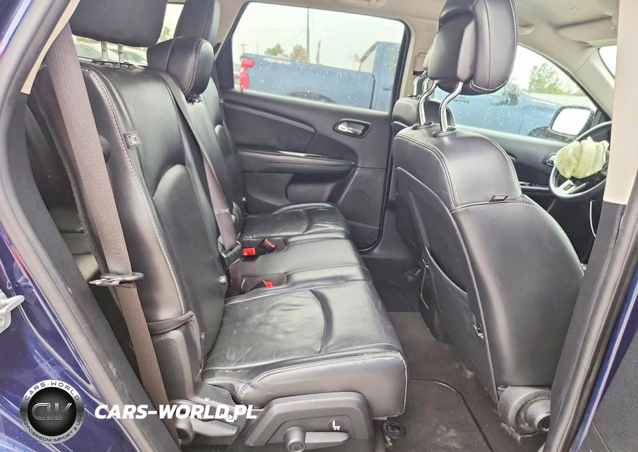 2018 Dodge Journey Crossroad VIN:3C4PDDGG7JT306016 - 11