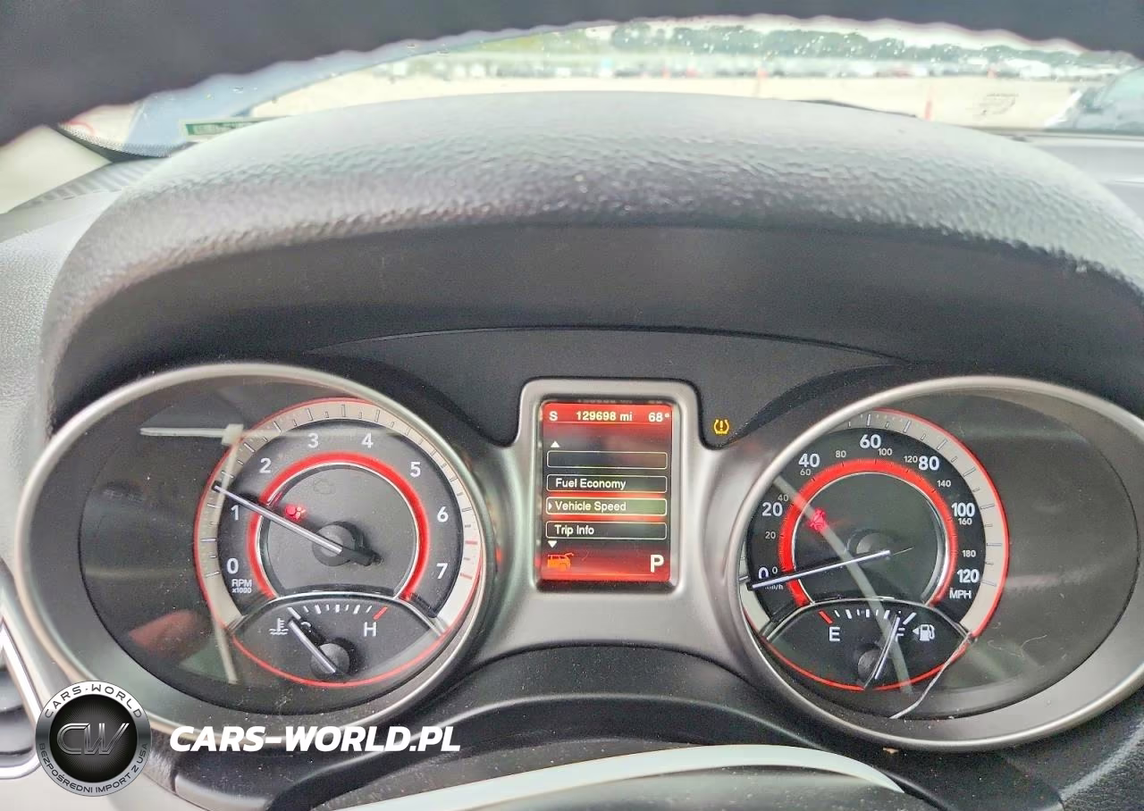 2018 Dodge Journey Crossroad VIN:3C4PDDGG7JT306016 - 9