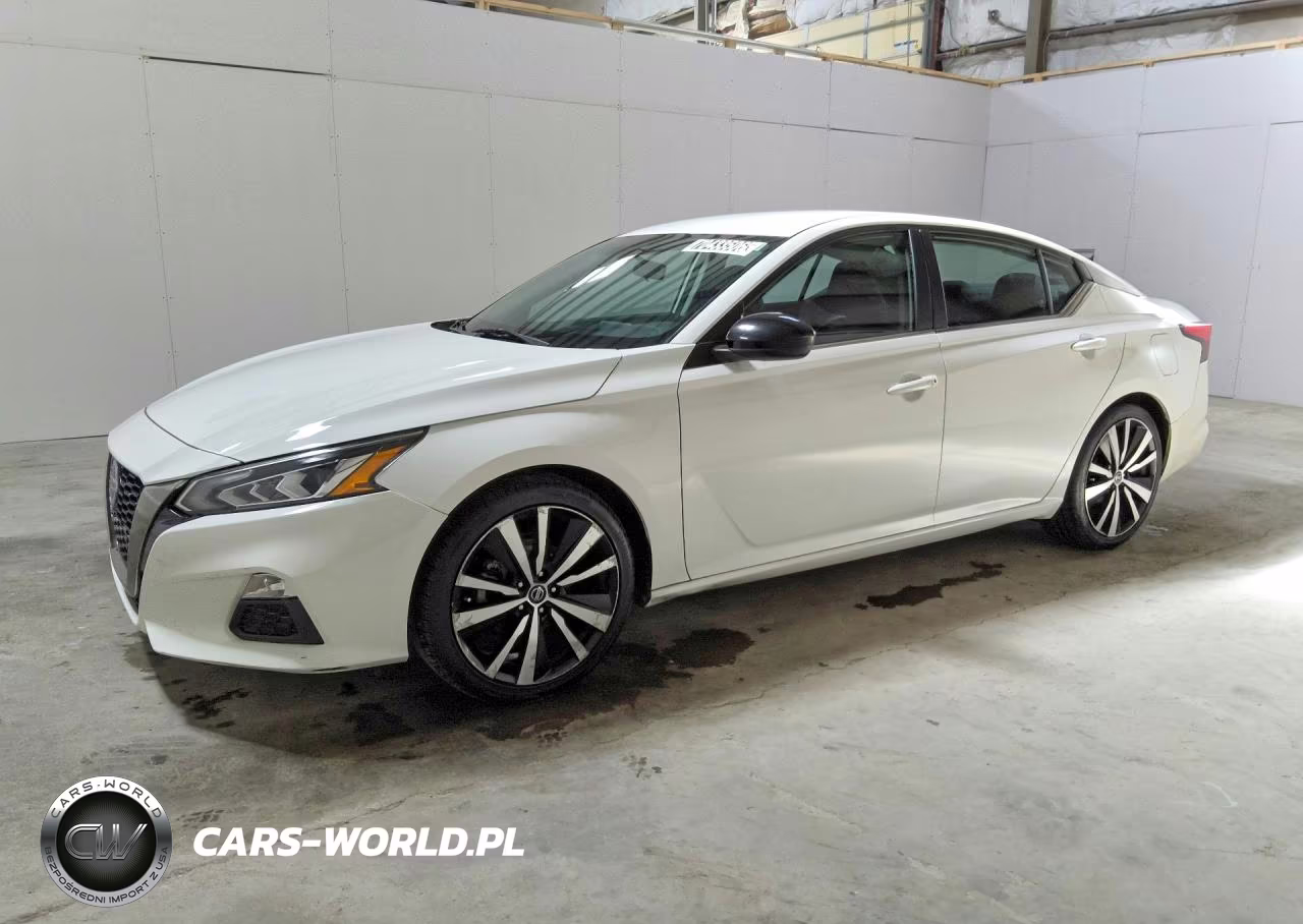 2021 Nissan Altima Sr