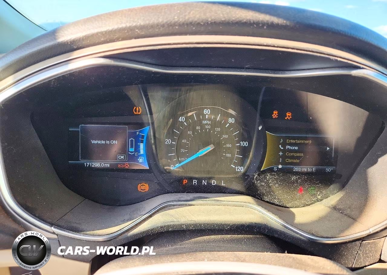 2016 Ford Fusion Se Hybrid VIN:3FA6P0LU1GR404946 - 9