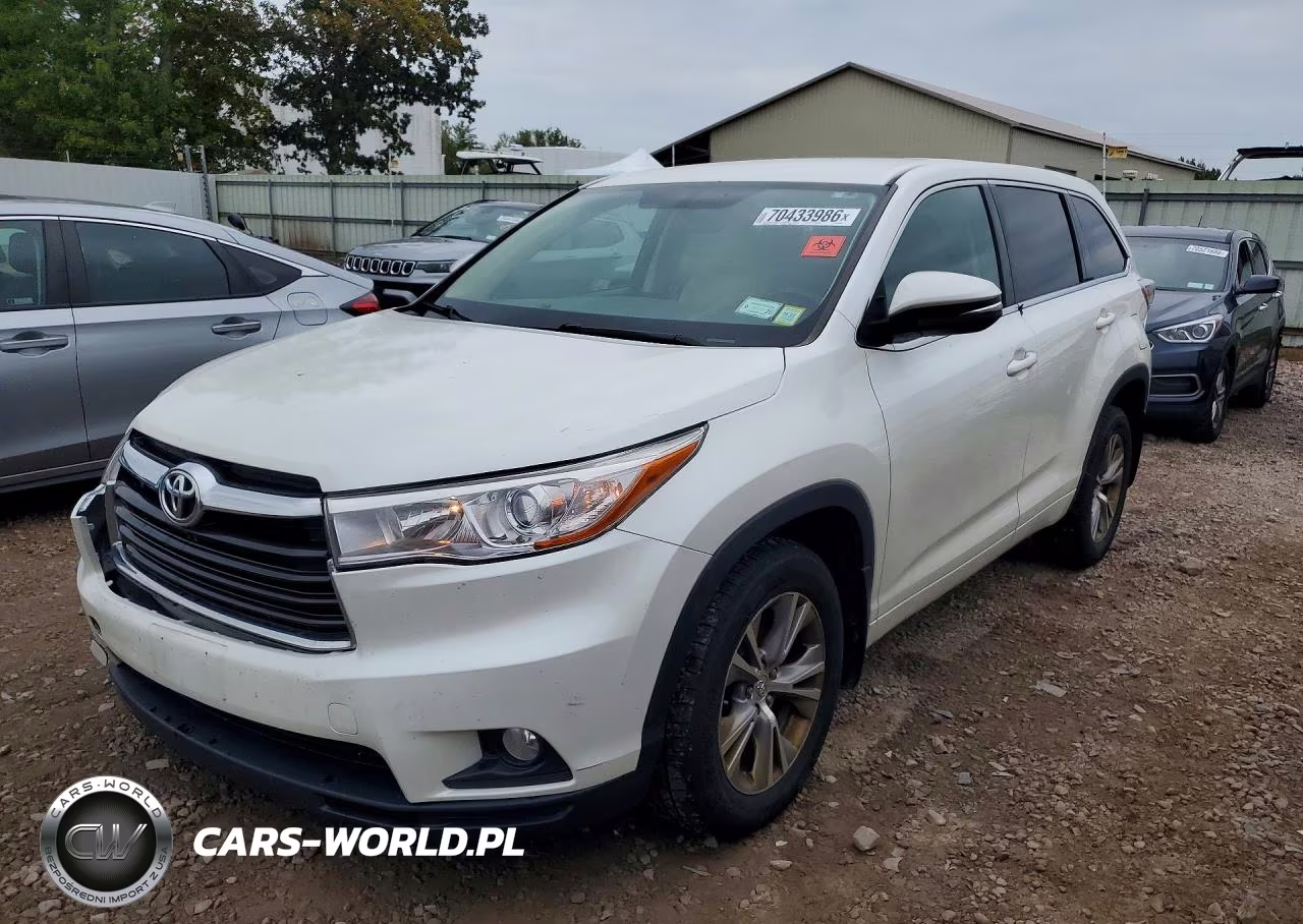 2015 Toyota Highlander Le Plus VIN:5TDBKRFH6FS206885 - 1