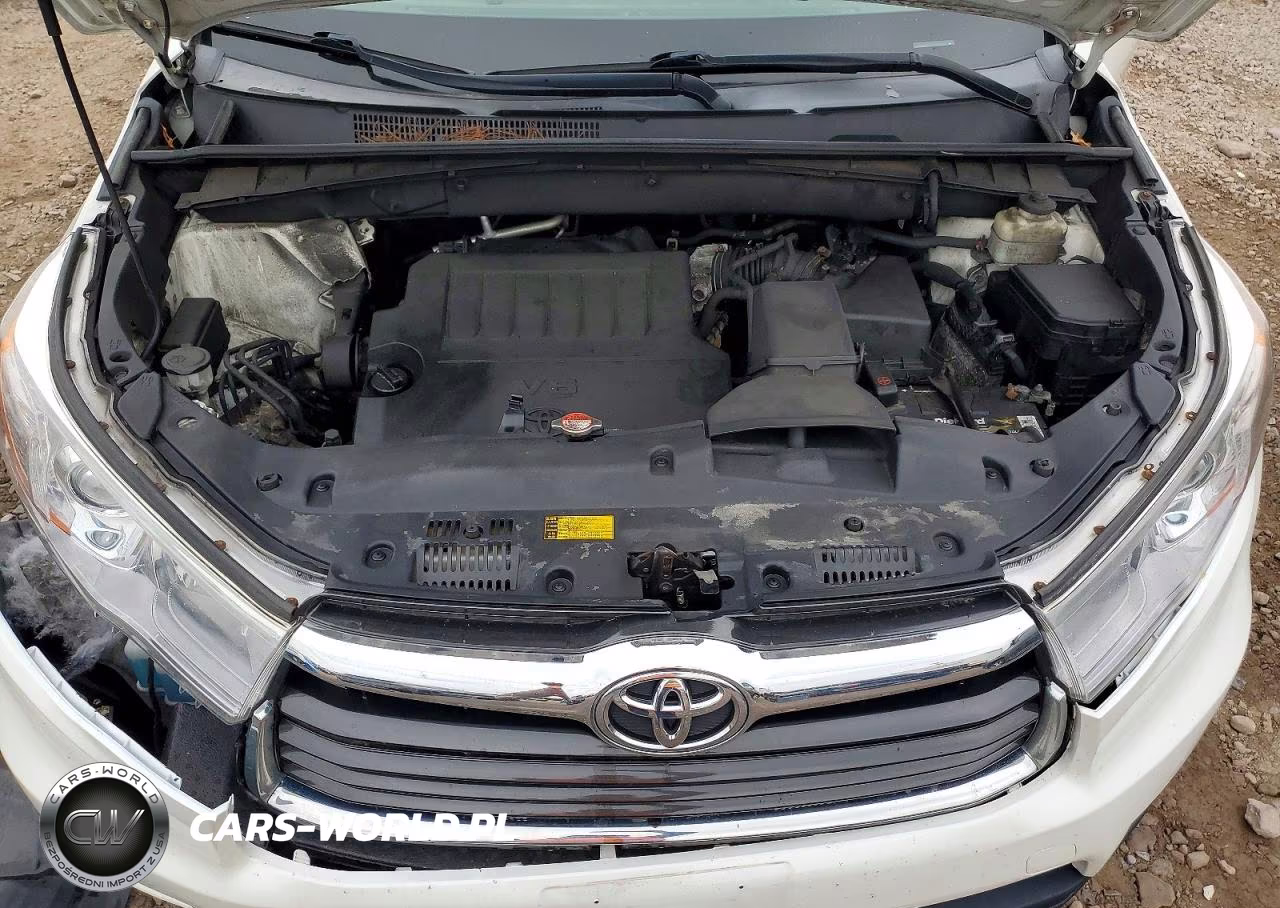 2015 Toyota Highlander Le Plus VIN:5TDBKRFH6FS206885 - 12