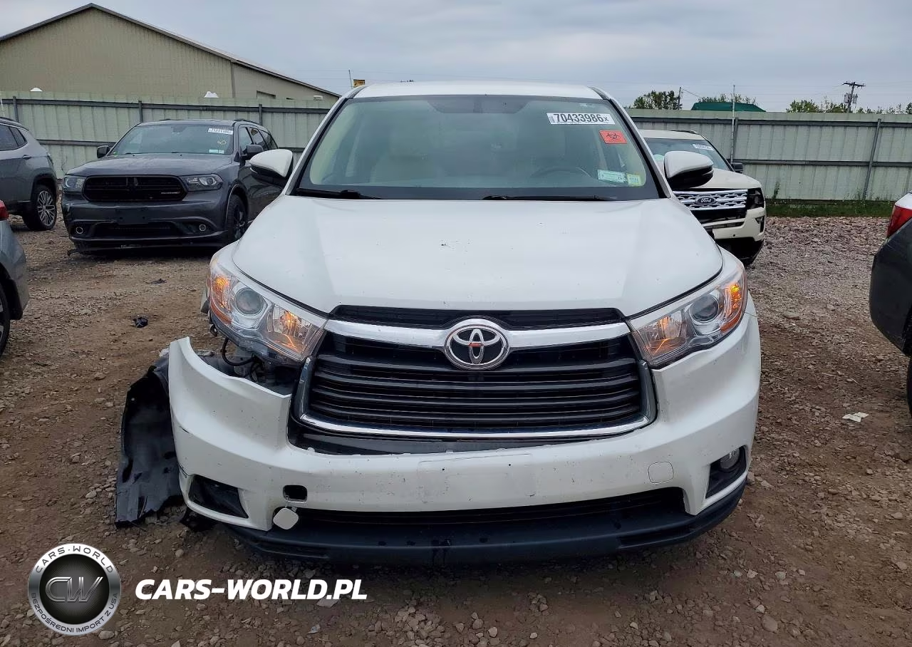 2015 Toyota Highlander Le Plus VIN:5TDBKRFH6FS206885 - 5
