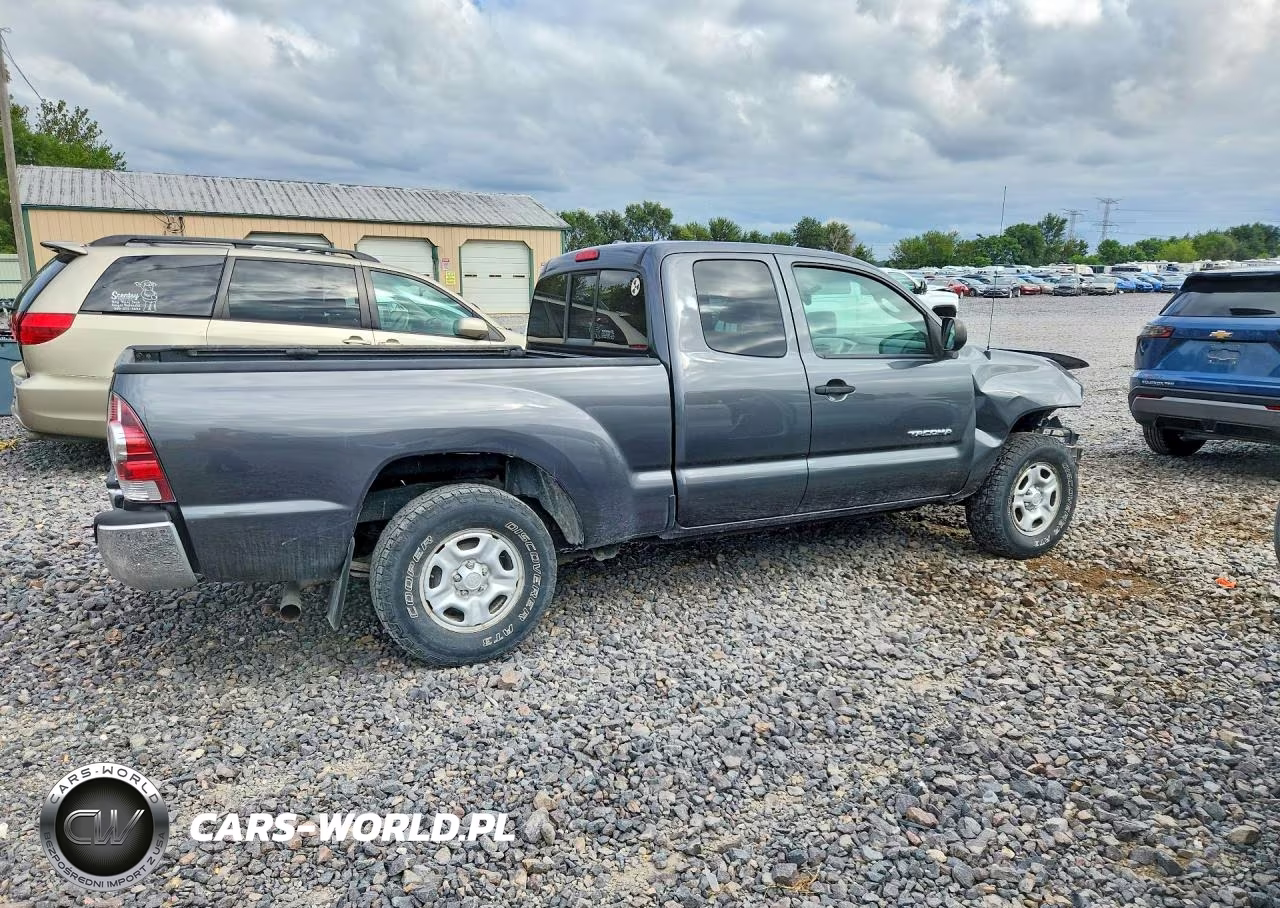 2010 Toyota Tacoma Base VIN:5TETX4CN3AZ721406 - 3