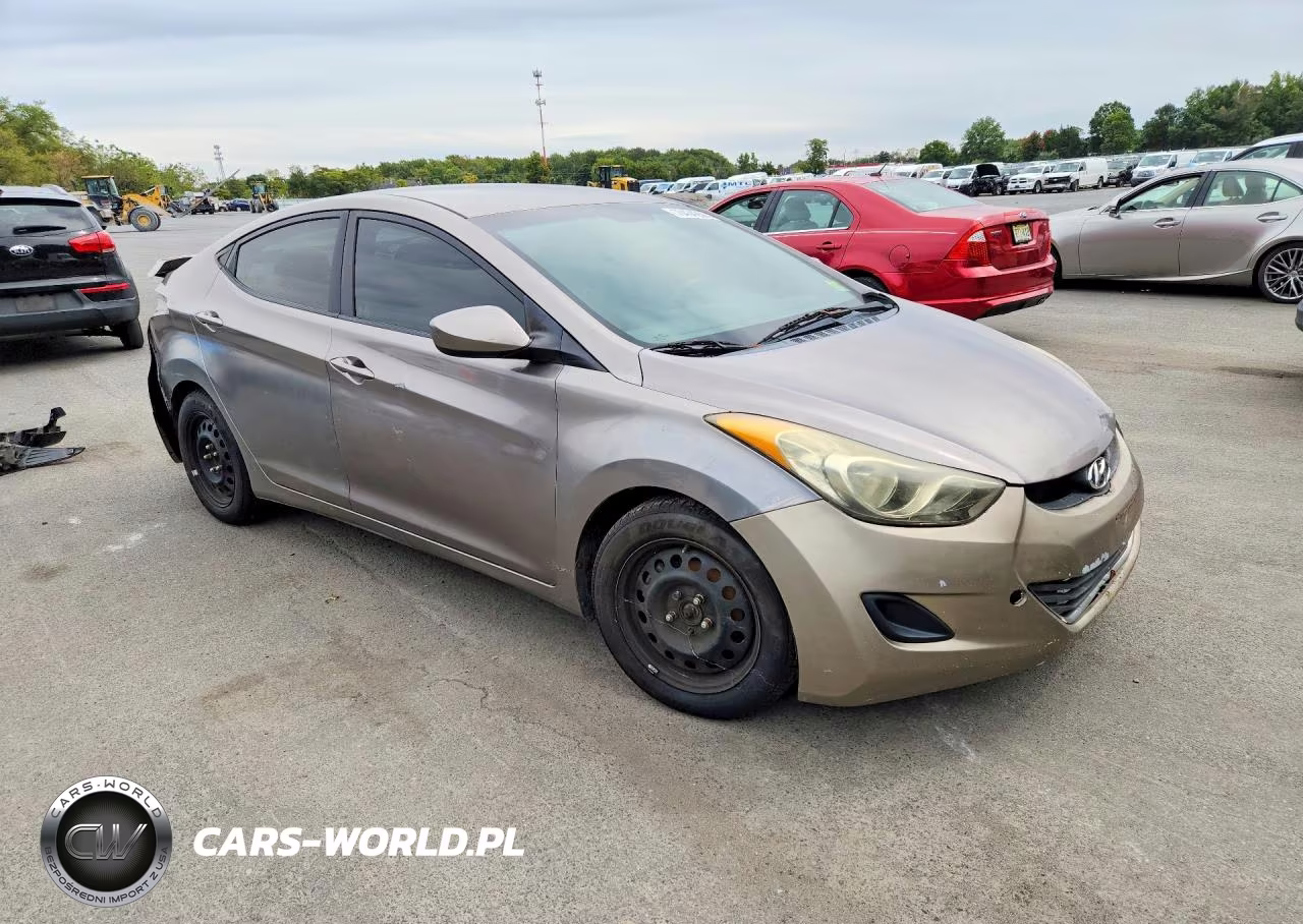 2011 Hyundai Elantra Gls VIN:5NPDH4AE3BH053700 - 4