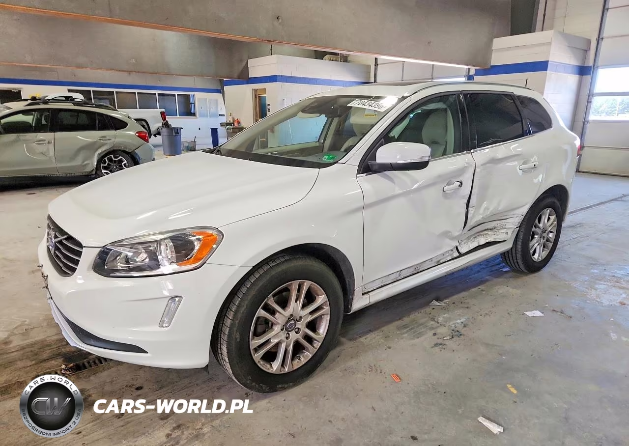 2015 Volvo Xc60 T5 Premier VIN:YV440MDB3F2579094 - 1
