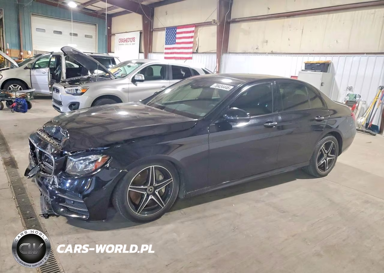 2018 Mercedes-Benz E 400 4Matic VIN:WDDZF6GB2JA406993 - 1