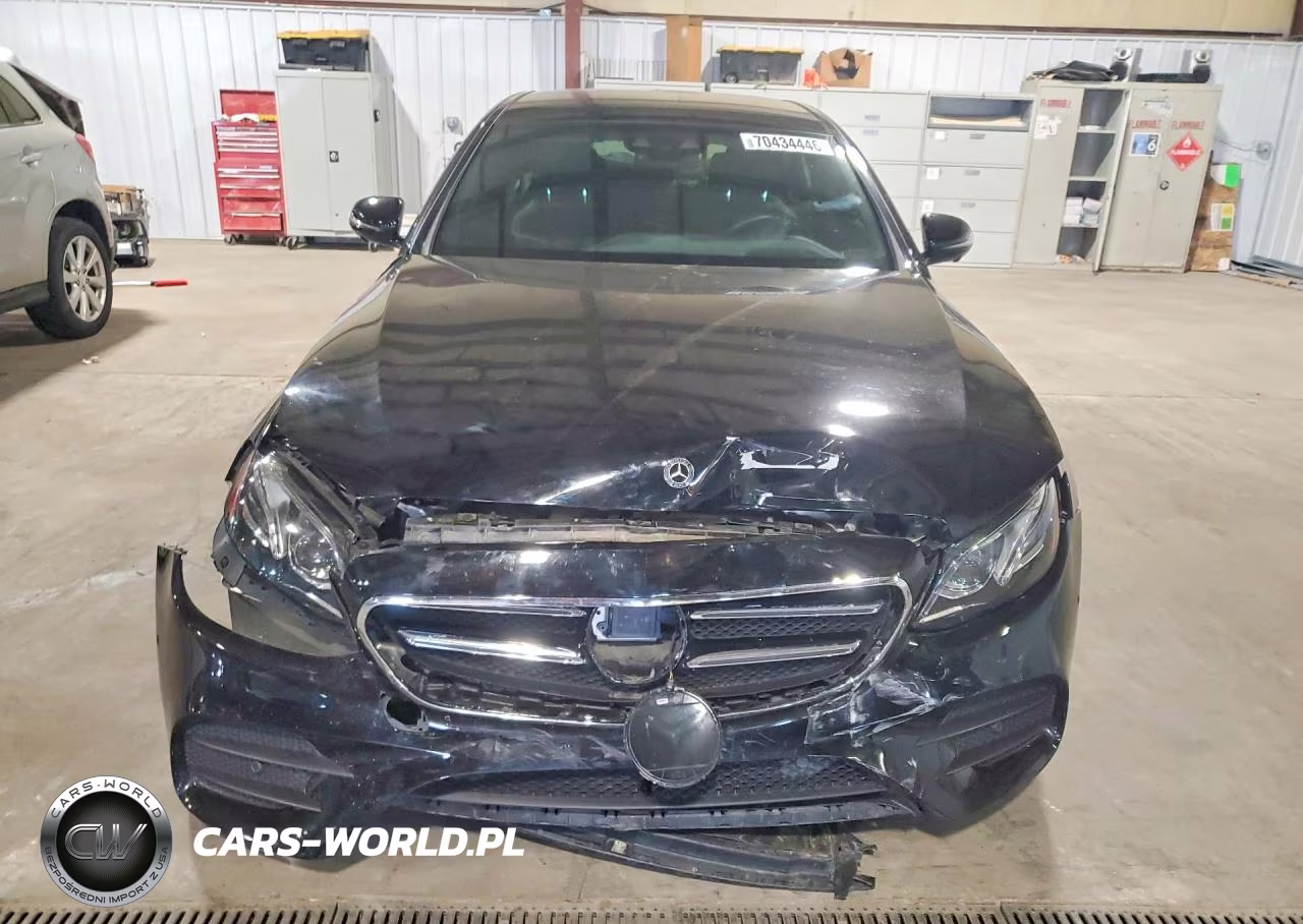 2018 Mercedes-Benz E 400 4Matic VIN:WDDZF6GB2JA406993 - 5