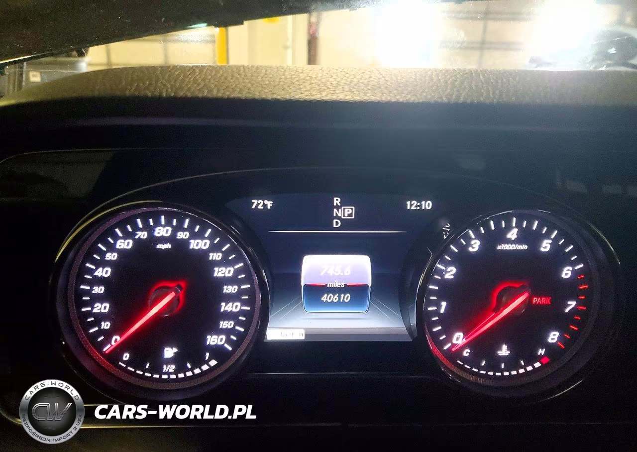 2018 Mercedes-Benz E 400 4Matic VIN:WDDZF6GB2JA406993 - 9