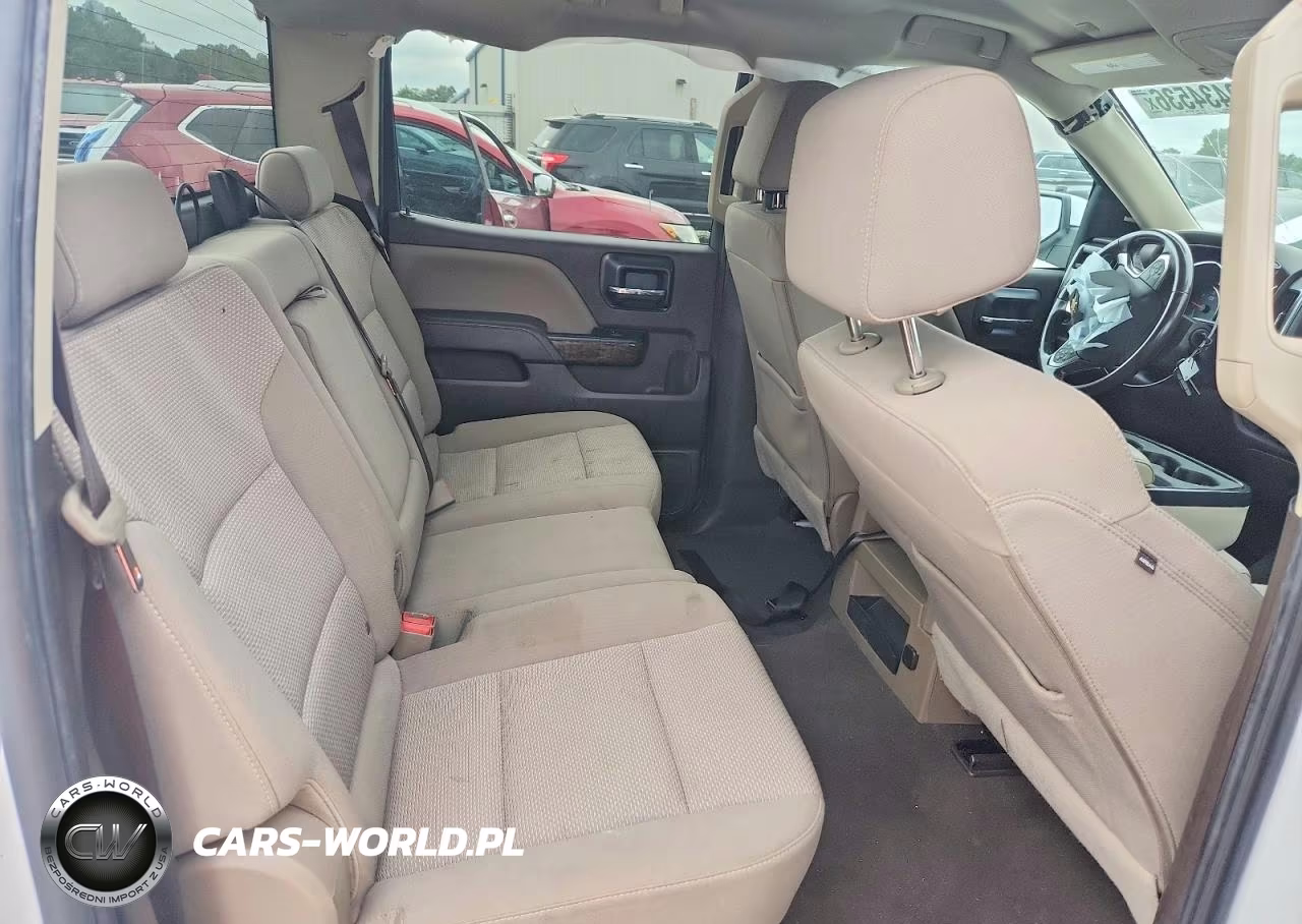 2018 Chevrolet Silverado C1500 Lt VIN:3GCPCRECXJG647659 - 10