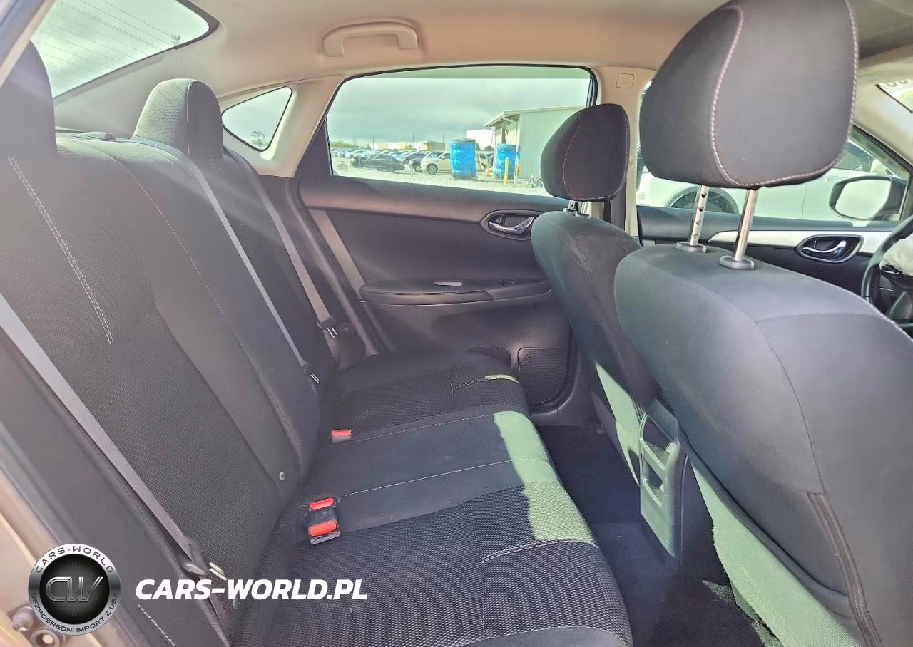 2018 Nissan Sentra S VIN:3N1AB7AP5JY274100 - 10