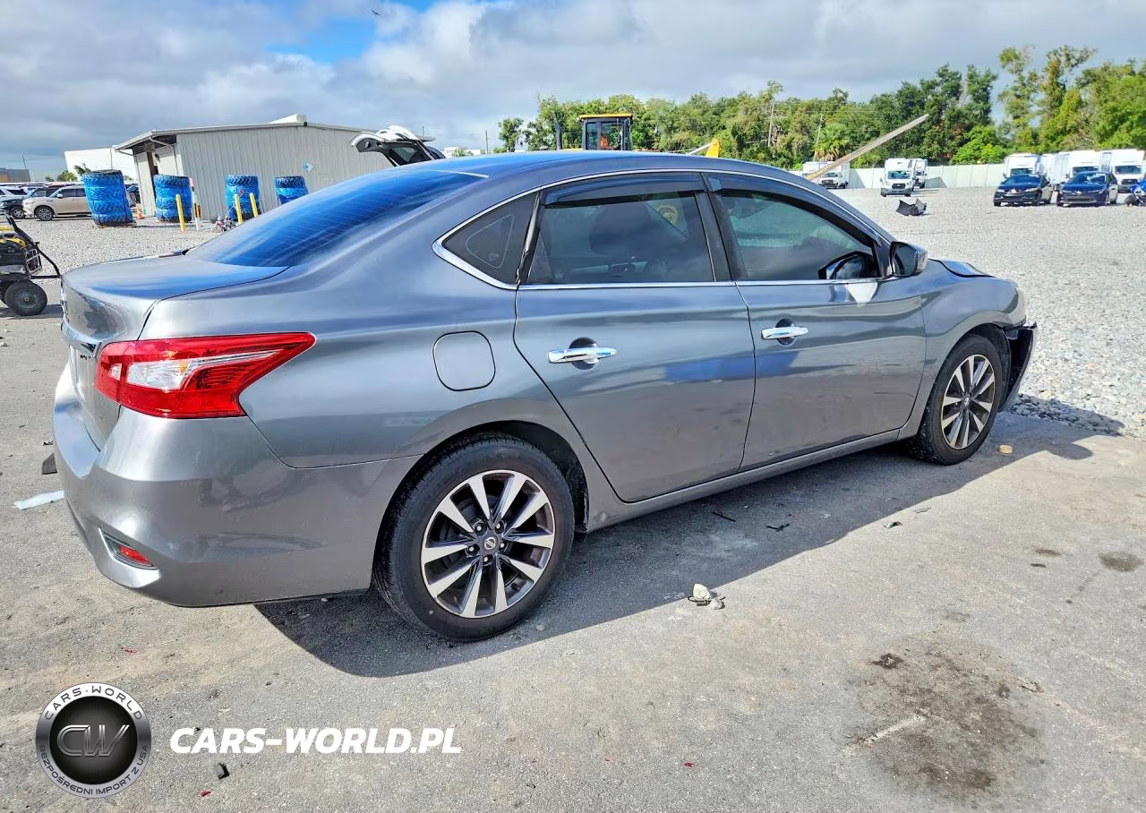 2018 Nissan Sentra S VIN:3N1AB7AP5JY274100 - 3