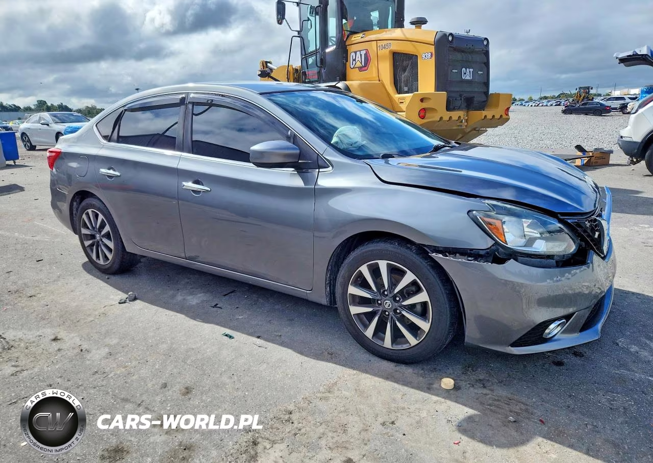 2018 Nissan Sentra S VIN:3N1AB7AP5JY274100 - 4