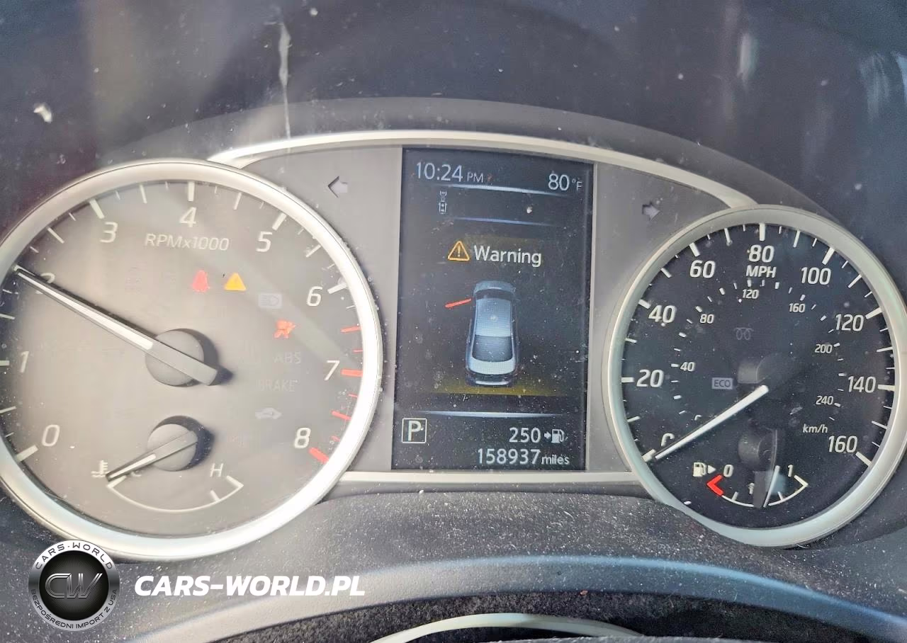 2018 Nissan Sentra S VIN:3N1AB7AP5JY274100 - 9