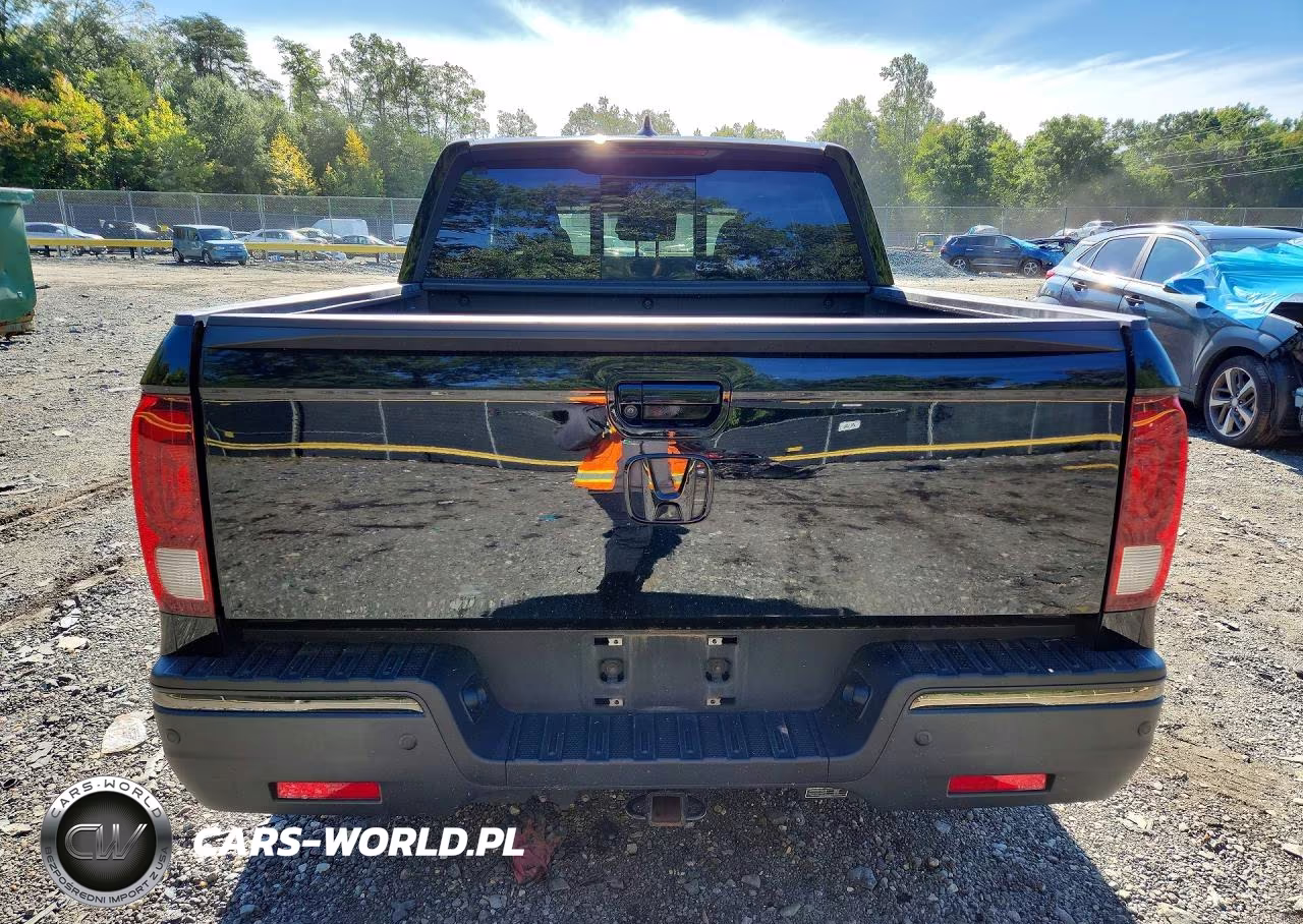2017 Honda Ridgeline Black Edition VIN:5FPYK3F85HB026626 - 6