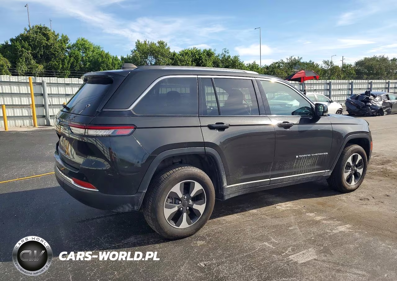 2024 Jeep Grand Cherokee Limited 4Xe VIN:1C4RJYB67R8958992 - 3
