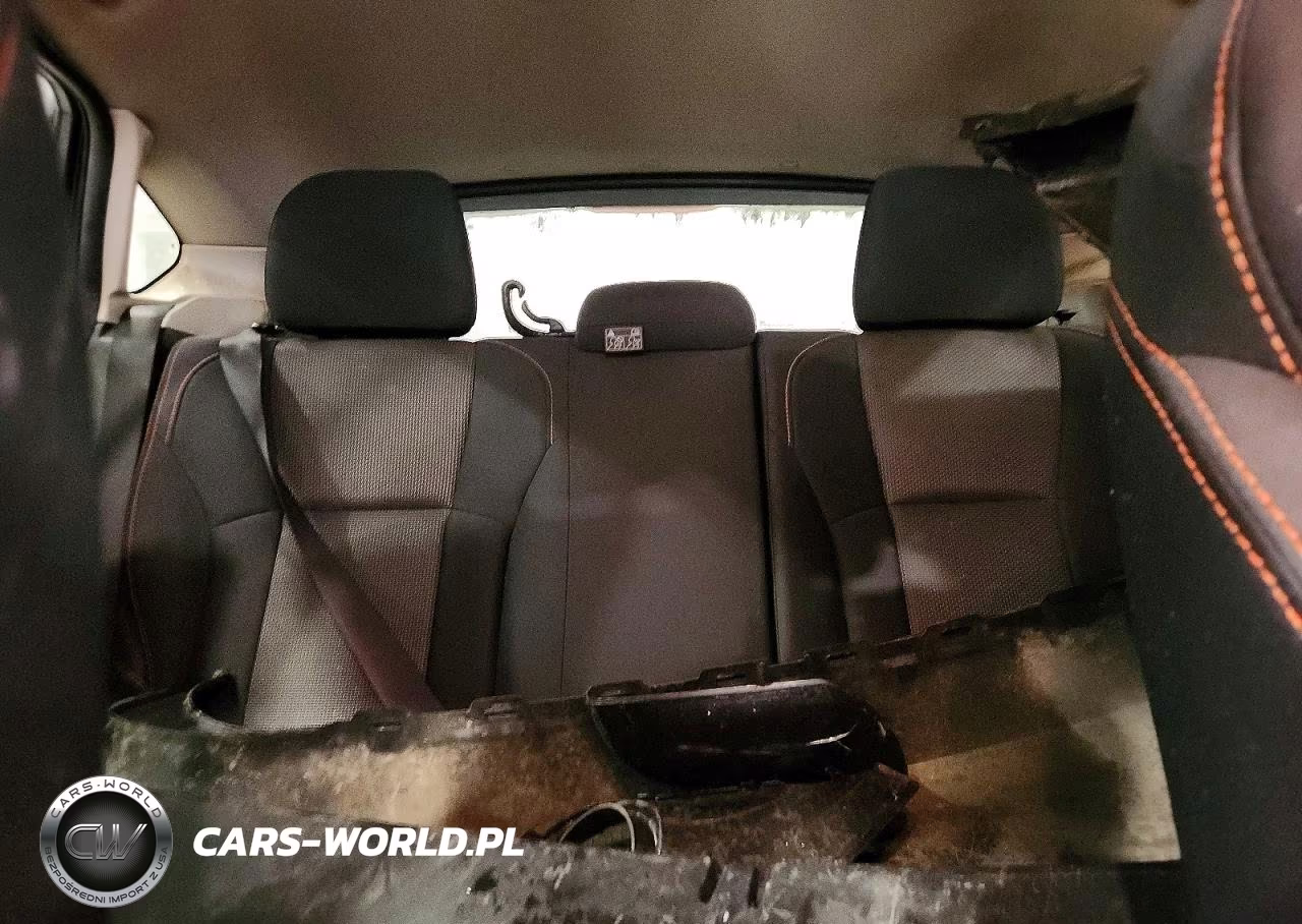 2019 Subaru Crosstrek Premium VIN:JF2GTACC0K8305926 - 10