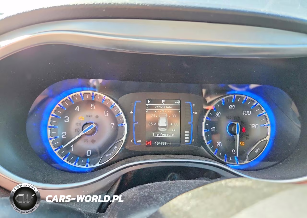 2019 Chrysler Pacifica Touring Plus VIN:2C4RC1FG1KR681402 - 9