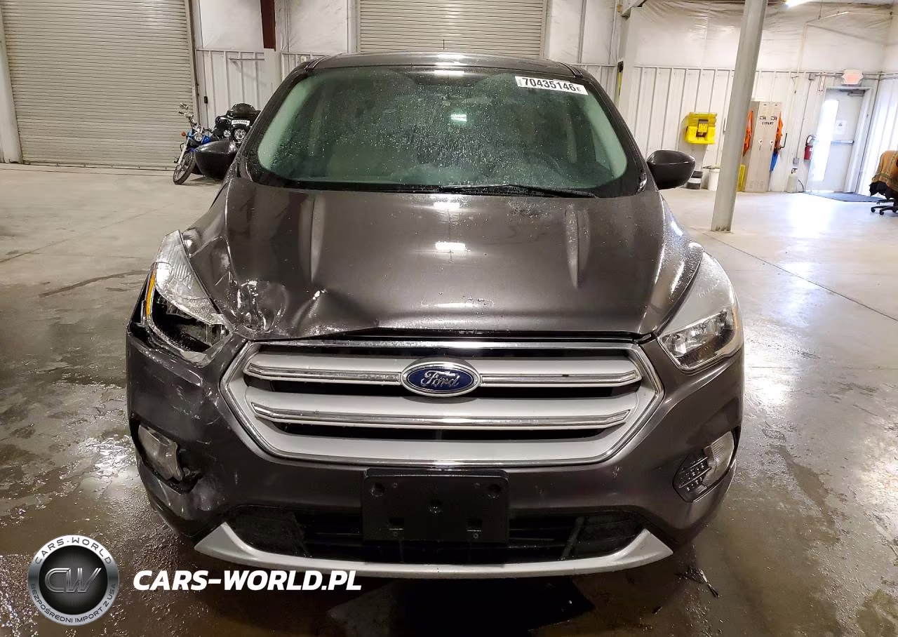 2017 Ford Escape Se VIN:1FMCU9G97HUB82709 - 5