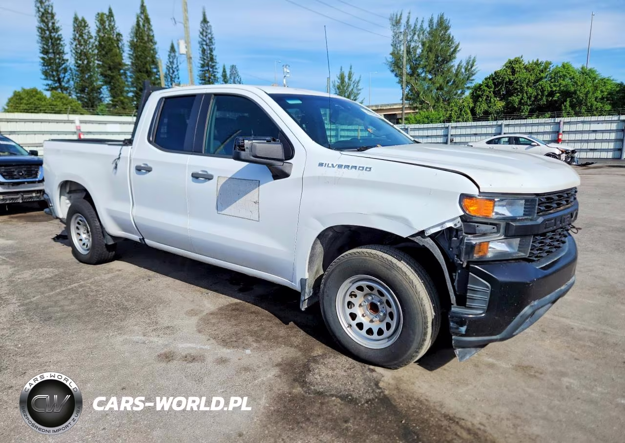 2019 Chevrolet Silverado C1500 VIN:1GCRWAEH2KZ311079 - 4