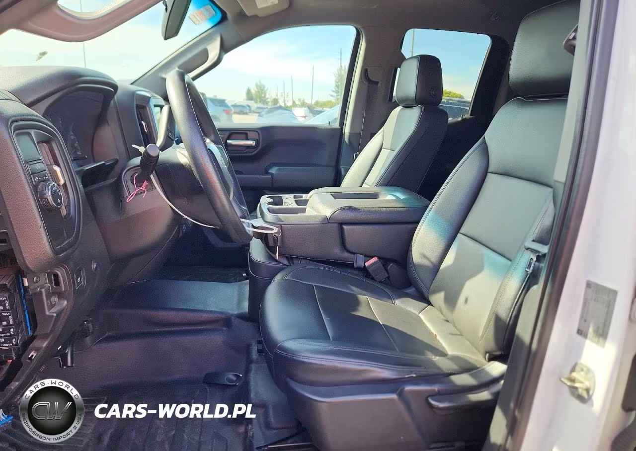 2019 Chevrolet Silverado C1500 VIN:1GCRWAEH2KZ311079 - 7