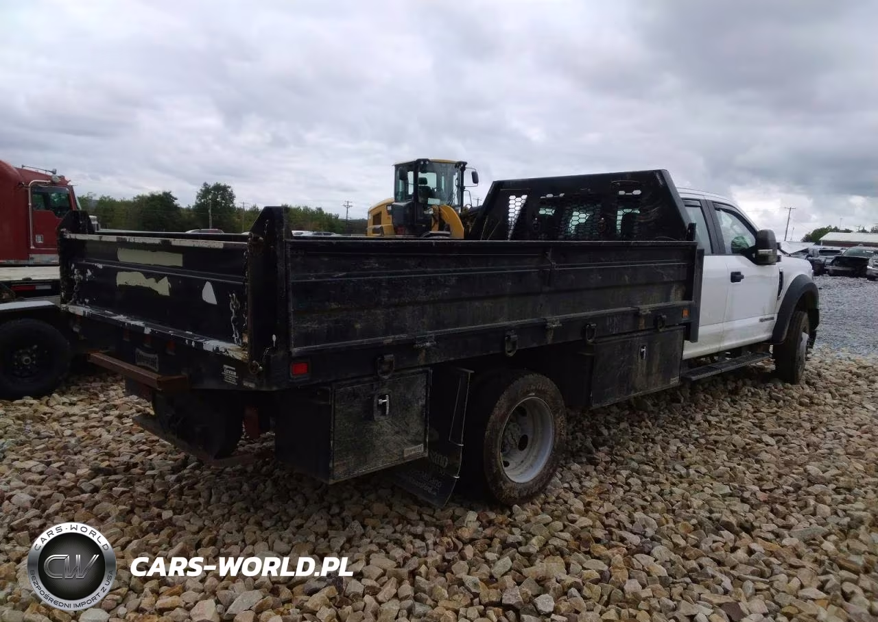 2022 Ford F450 Super Duty VIN:1FD0X4GT2NEE30931 - 3