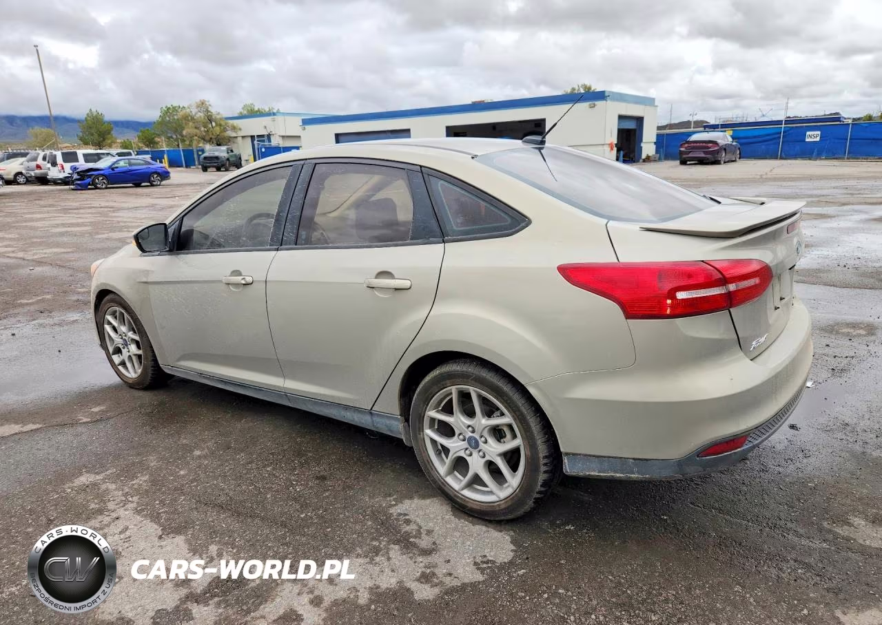 2015 Ford Focus Se VIN:1FADP3F25FL287212 - 2
