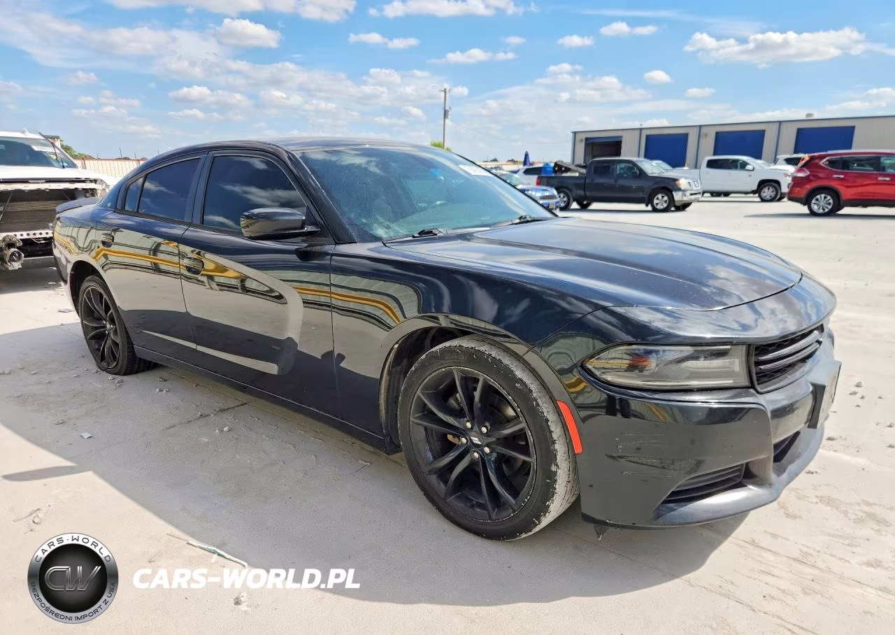 2017 Dodge Charger Se VIN:2C3CDXBG0HH581418 - 4