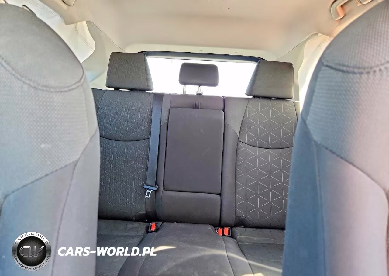 2021 Toyota Rav4 Xle VIN:2T3P1RFV9MW194709 - 10