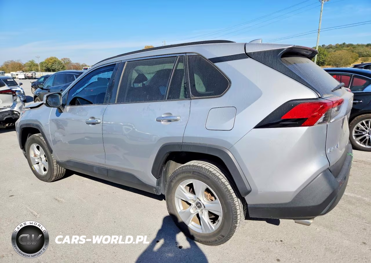 2021 Toyota Rav4 Xle VIN:2T3P1RFV9MW194709 - 2