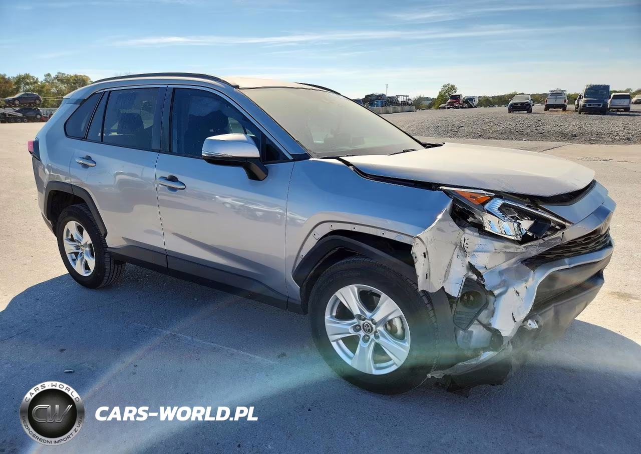 2021 Toyota Rav4 Xle VIN:2T3P1RFV9MW194709 - 4