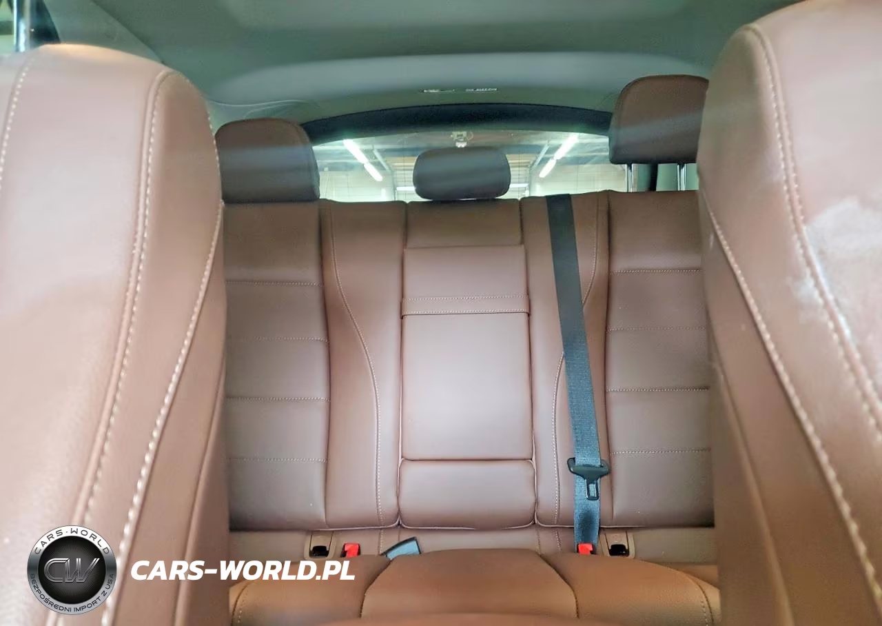 2016 Mercedes-Benz S 550 4Matic VIN:WDDUG8FB6GA226123 - 10