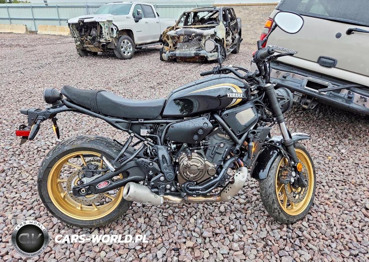 2025 Yamaha Mtm690
