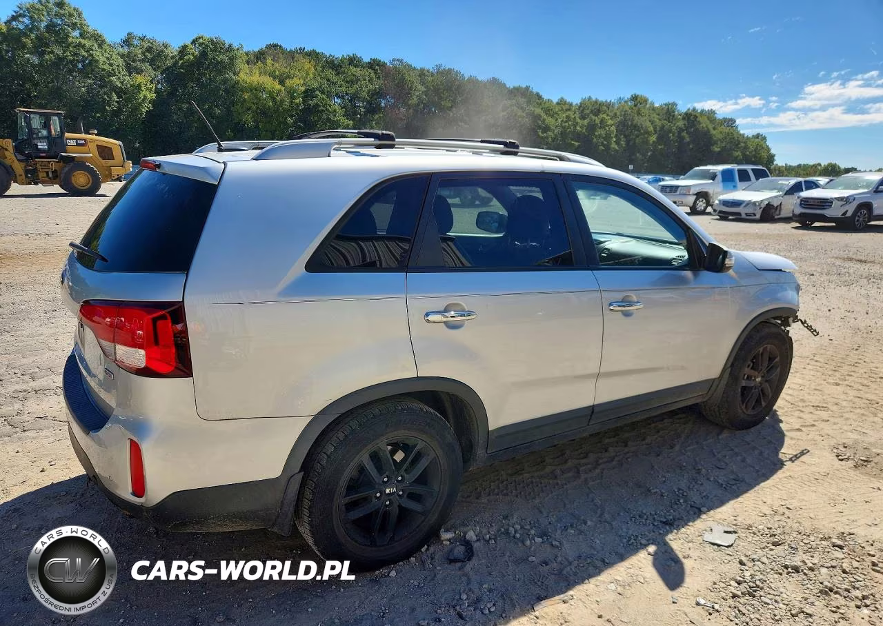2014 Kia Sorento Lx VIN:5XYKT3A67EG516331 - 3