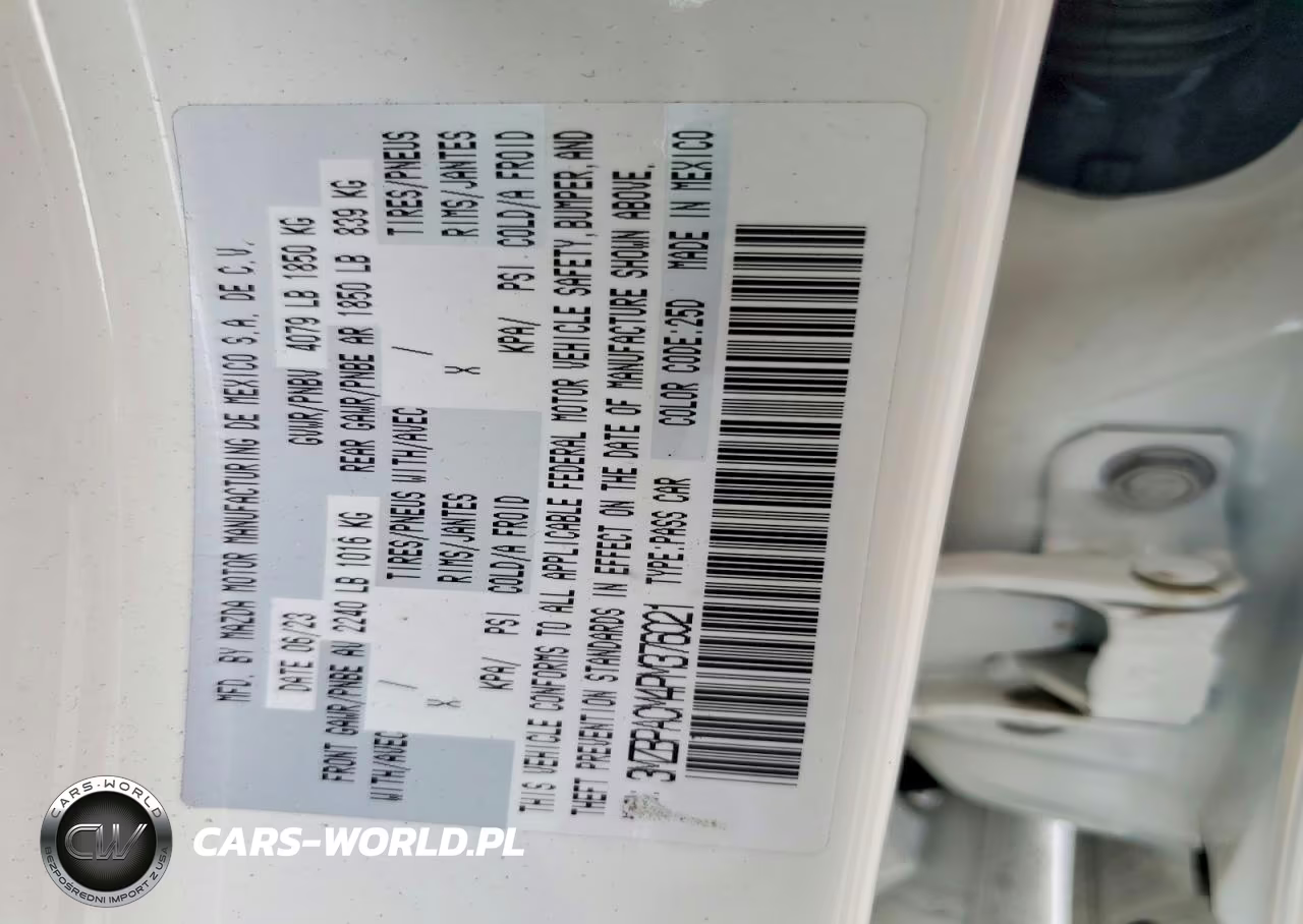 2023 Mazda 3 Preferred VIN:3MZBPACM4PM376021 - 12