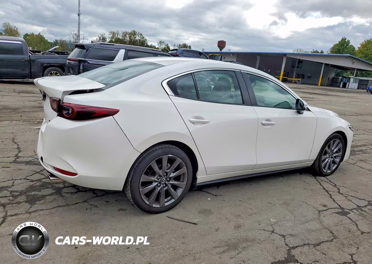 2023 Mazda 3 Preferred VIN:3MZBPACM4PM376021 - 3