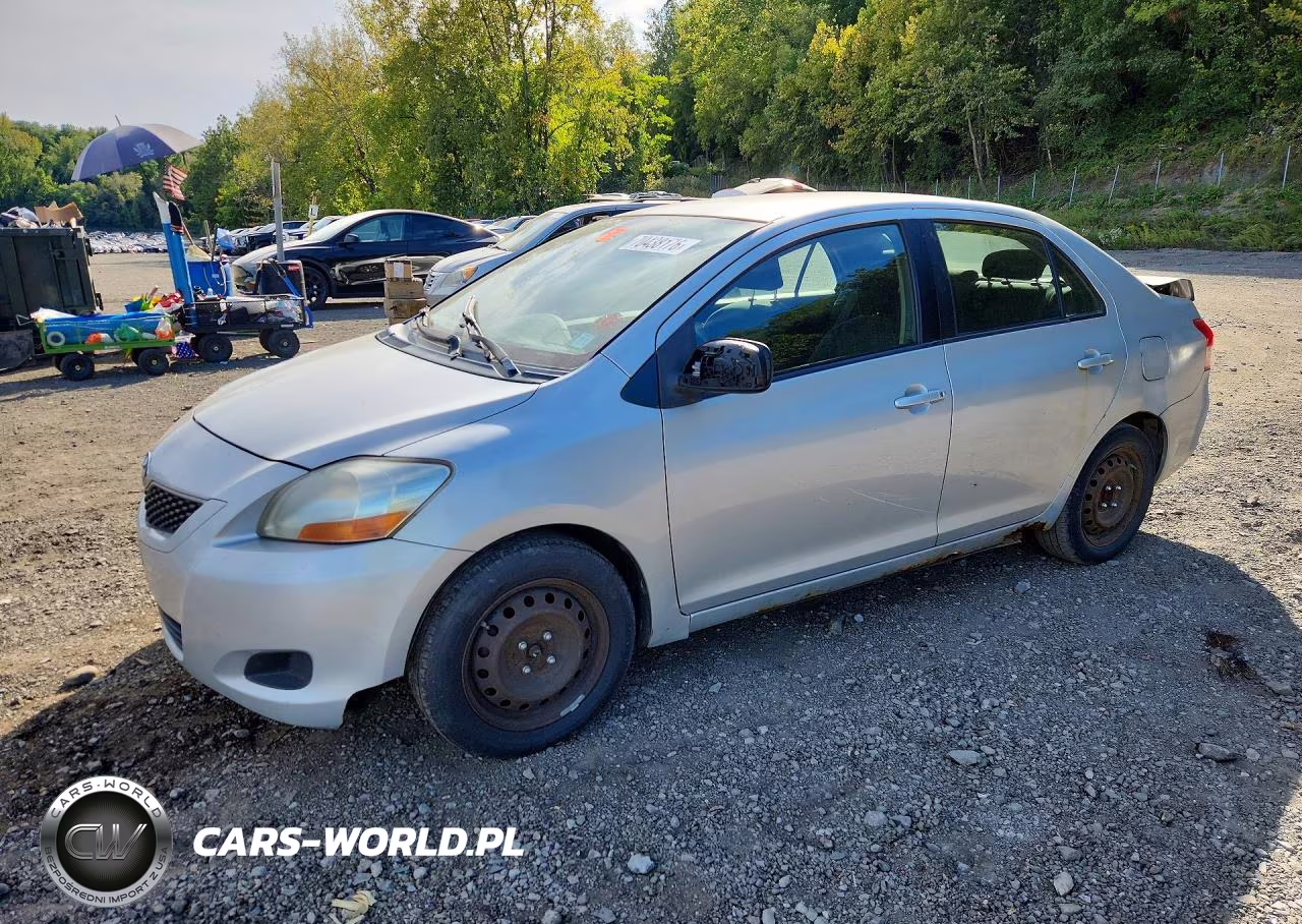 2010 Toyota Yaris Base VIN:JTDBT4K3XA1361357 - 1