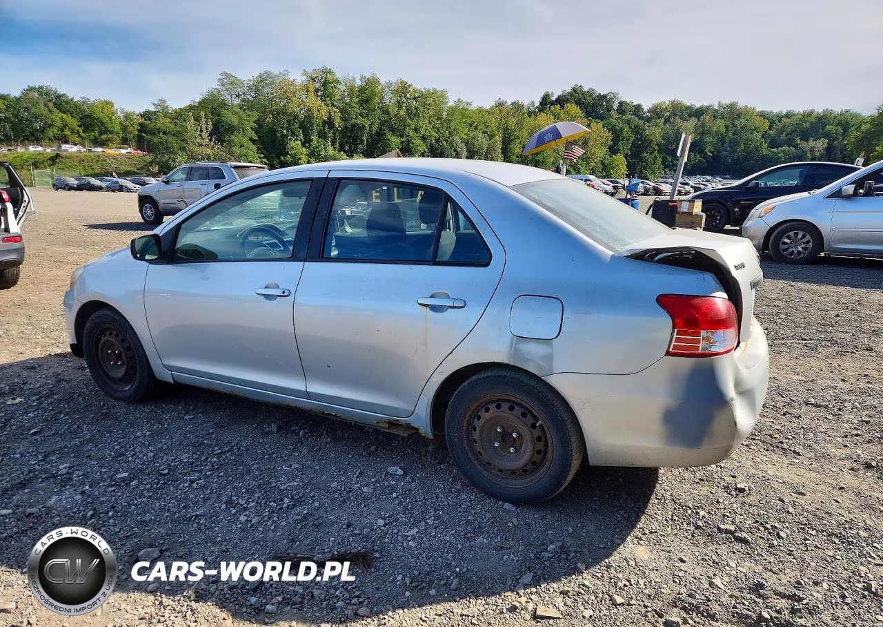 2010 Toyota Yaris Base VIN:JTDBT4K3XA1361357 - 2