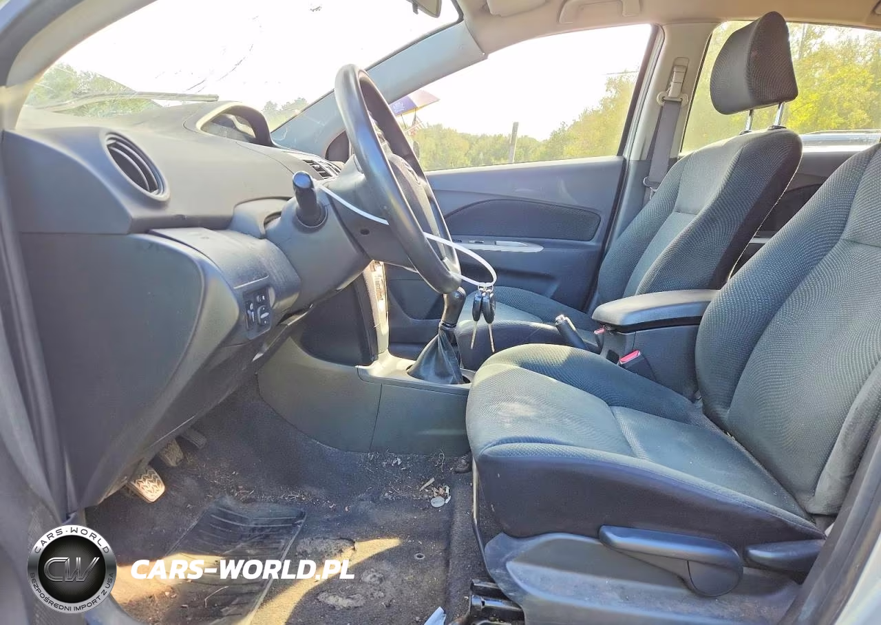 2010 Toyota Yaris Base VIN:JTDBT4K3XA1361357 - 7