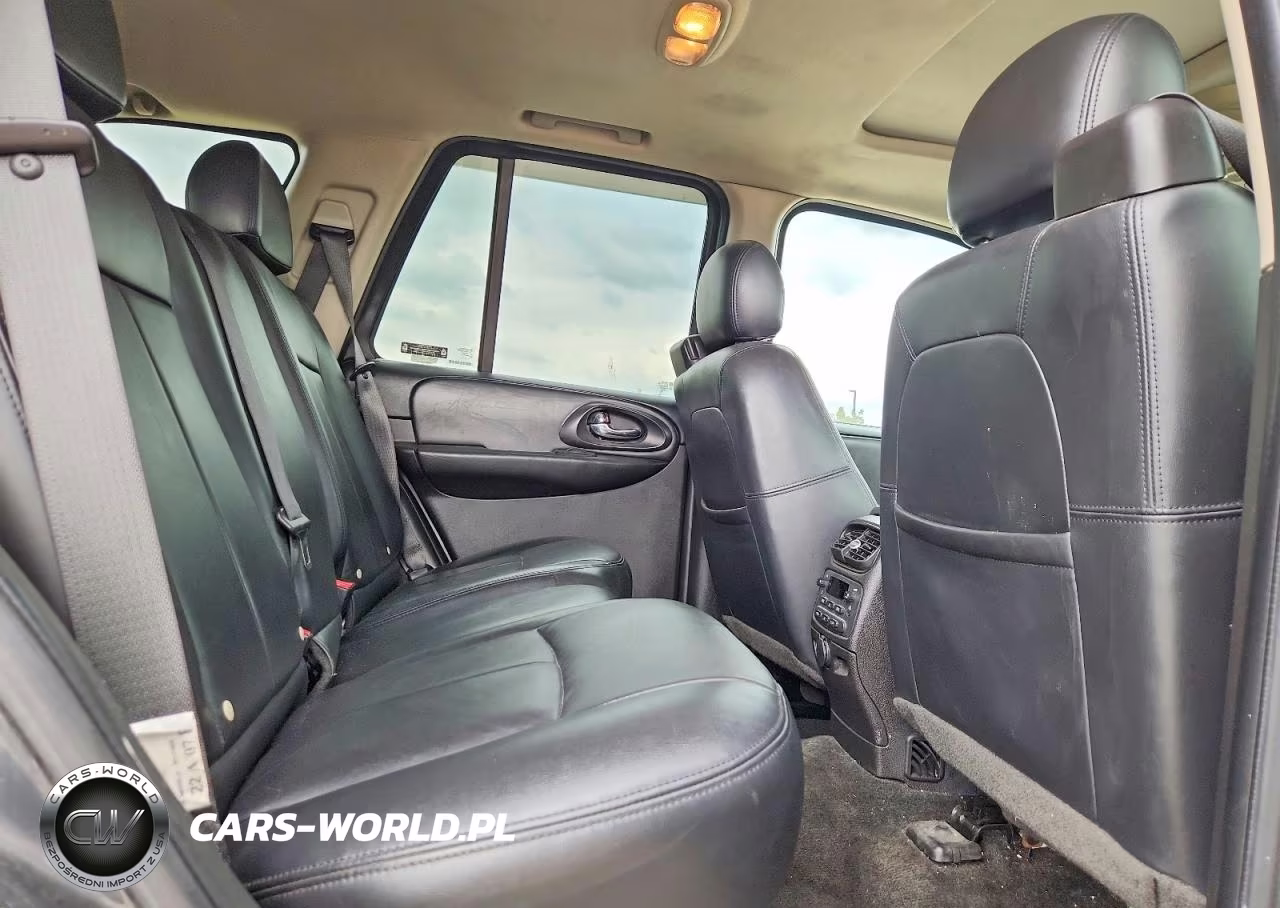 2007 Chevrolet Trailblazer Ls VIN:1GNDT13S372221061 - 11