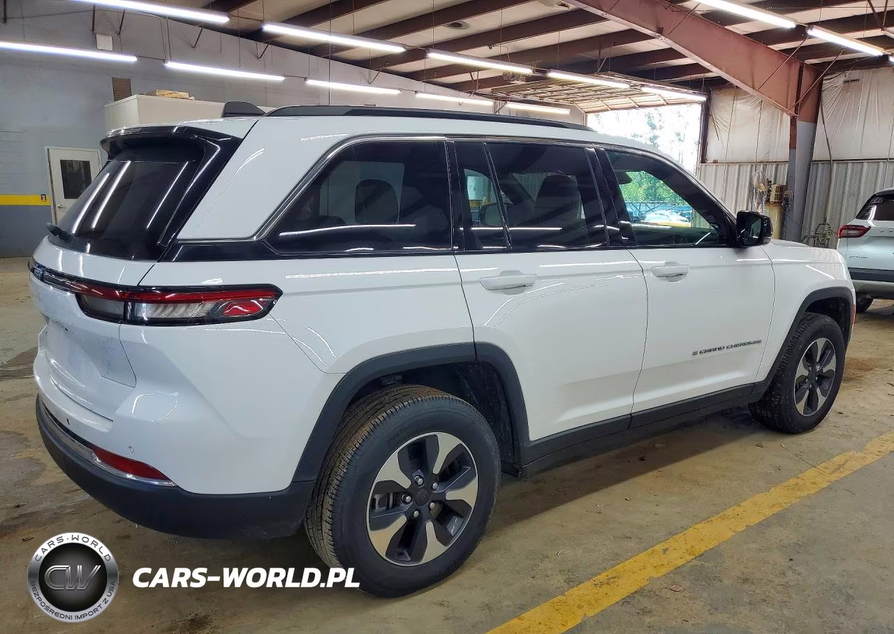 2024 Jeep Grand Cherokee Limited 4Xe VIN:1C4RJYB67RC129868 - 3