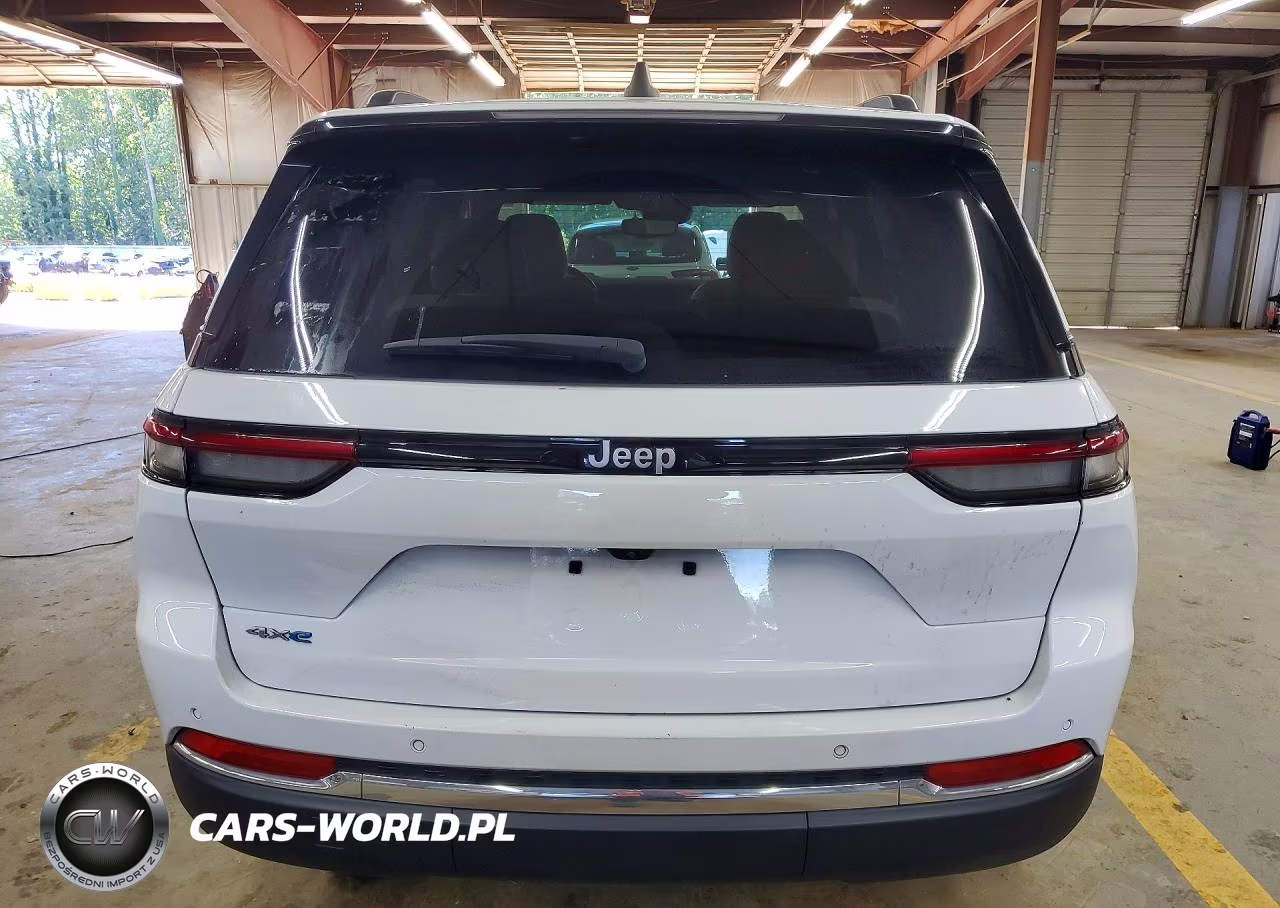 2024 Jeep Grand Cherokee Limited 4Xe VIN:1C4RJYB67RC129868 - 6