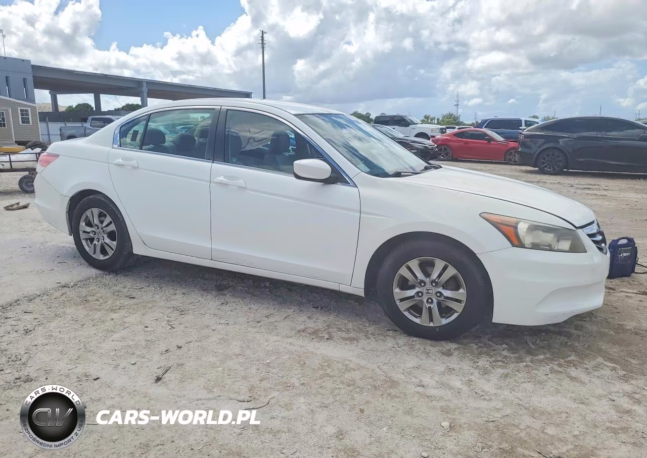 2011 Honda Accord Se VIN:1HGCP2F63BA064872 - 4