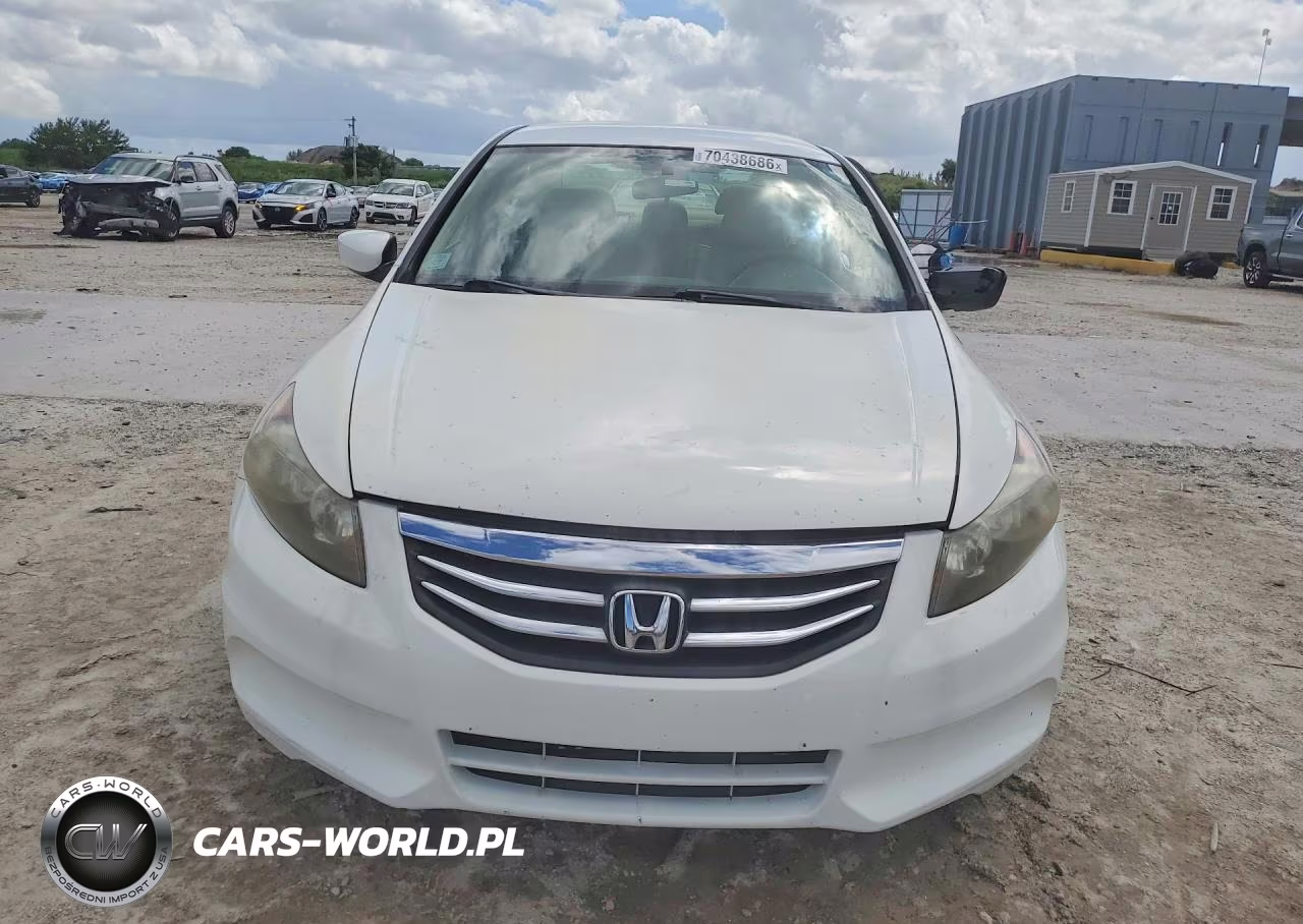 2011 Honda Accord Se VIN:1HGCP2F63BA064872 - 5