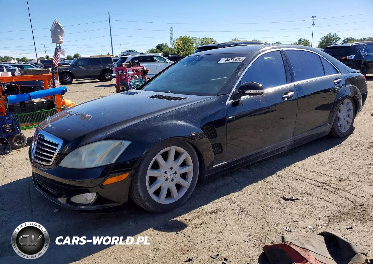 MERCEDES-BENZ S 550