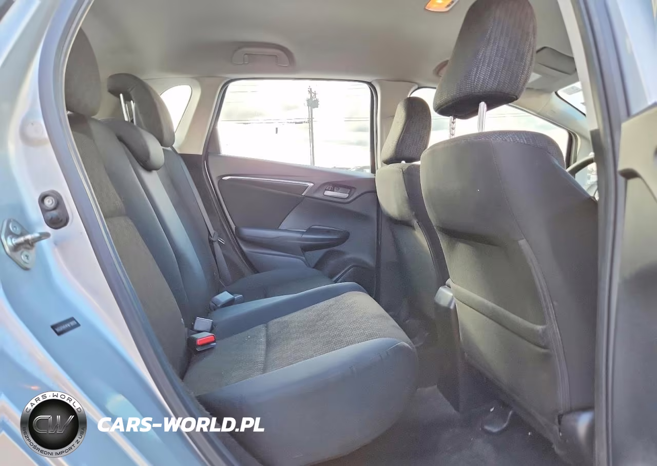 2015 Honda Fit Lx VIN:3HGGK5H54FM738056 - 10
