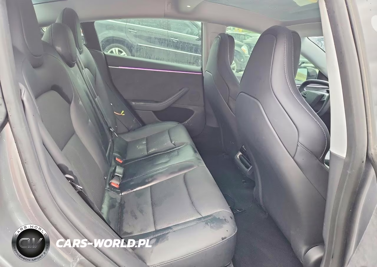 2025 Tesla Model 3 VIN:5YJ3E1ET9SF938686 - 10